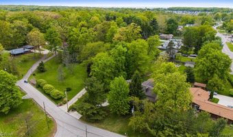 107 Hilltop Dr, Amherst, OH 44001