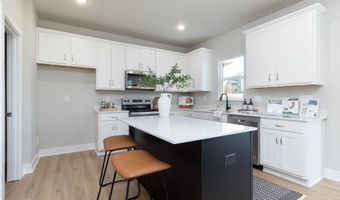 1409 Timberview Dr, Adel, IA 50003