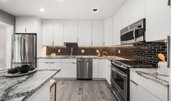 1016 WAYNE St 1007, Arlington, VA 22204
