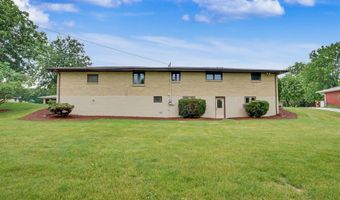2416 Maplewood Dr, Asbury, IA 52002