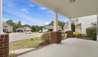 104 Lightwater Ct, Aberdeen, NC 28315