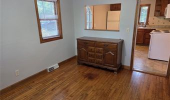 31 Lakeside Dr, Hopkinton, RI 02832