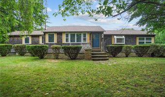 26 Thomas St, Charlestown, RI 02813