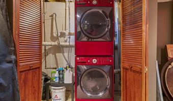 4 Cannonball Dr, Barnegat, NJ 08005