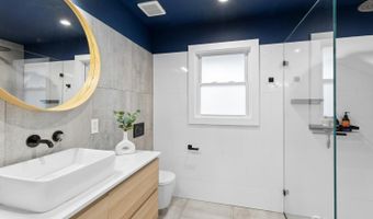 125 W Minna Ave, Avenel, NJ 07001