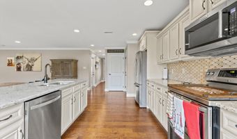 1017 Brighton Dr, Alcoa, TN 37701