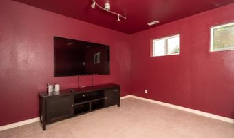 11855 SW FINCH St, Beaverton, OR 97007