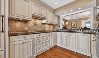 528 MOORINGS Cir, Arnold, MD 21012