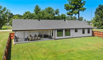 1413 Mayflower Rd, Bentonville, AR 72713