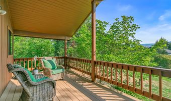 1042 Oak Knoll Dr, Ashland, OR 97520