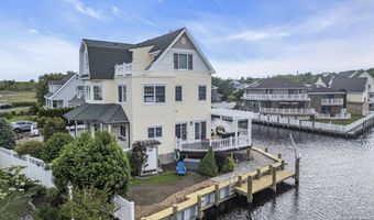 221 Magnolia Dr, Bayville, NJ 08721