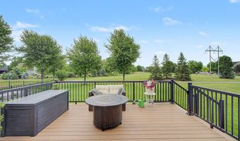 6694 Lakeview Cir NE, Albertville, MN 55301