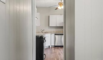 6717 Bramble Ave, Cincinnati, OH 45227