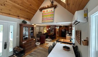 21 Dream Ln, Belfast, ME 04915