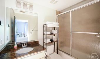 132 N Poplar St, Athens, GA 30606