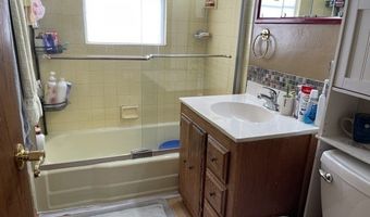 3018 Shawnee Ave, Des Moines, IA 50310