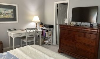 3 Founders Rd 3, Clinton, CT 06413