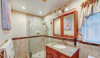 20 Bayview Rd, Amityville, NY 11701