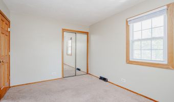 722 N Mavis Ln, Addison, IL 60101