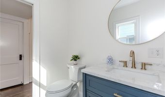 126 Columbia Ave, Cranston, RI 02905