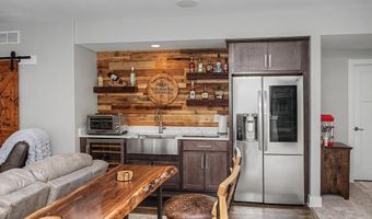 50181 Prairie Point Ct, Ames, IA 50014