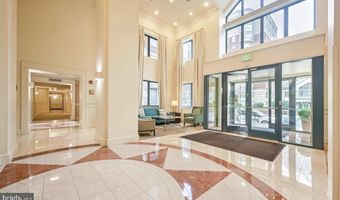 3835 N 9TH St N 704W, Arlington, VA 22203