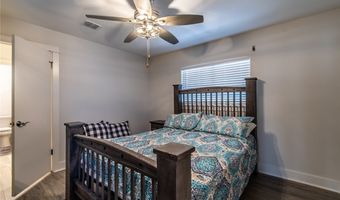 129 Sea Breeze Dr, Aransas Pass, TX 78336