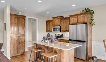 16657 Sandstone Cir, Basehor, KS 66007