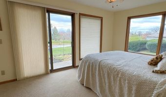 1703 E 14Th St 18, Atlantic, IA 50022