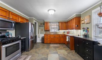 122 S Edgehill Ave, Austintown, OH 44515