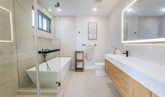 629 Halela St A, Kailua, HI 96734