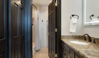 15 Highlands Ln R402, Beaver Creek, CO 81620