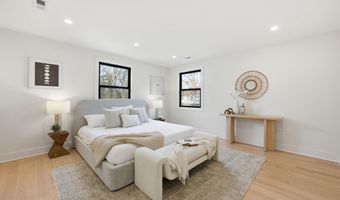 9200 CEDAR Ln, Bethesda, MD 20814