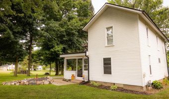 1193 Seneca St, Adrian, MI 49221