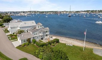 19 Defenders Row 19, Newport, RI 02840