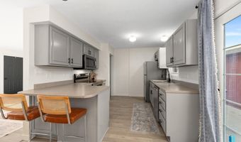 101 N Pipestone St 2, Brandon, SD 57005
