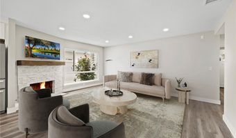 5032 E Holbrook St, Anaheim, CA 92807