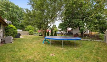1307 Walker Ct, Auburn, IN 46706