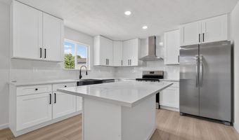 2944 Corbin Dr, Indianapolis, IN 46217