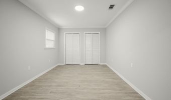 405 Cypress Dr, Baker, LA 70714