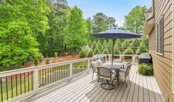 62 Applewood Ln, Acworth, GA 30101