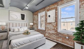 21 W 20TH St 201, Bayonne, NJ 07002