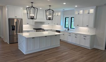 2370 Emerald Way NE, Alexandria, MN 56308