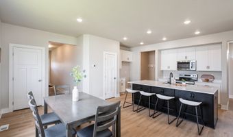 1730 Roebling Rd, Adel, IA 50003