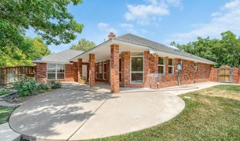 7415 Woodmont Dr, Amarillo, TX 79119