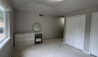 3381 Cromwell Rd, Ann Arbor, MI 48105