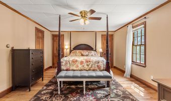 653 Gore Rd, Alfred, ME 04002