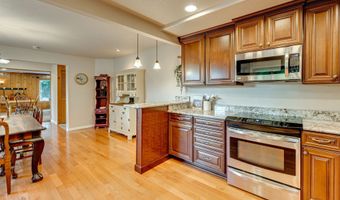 407 N DUBOIS Rd, Ariel, WA 98603