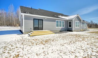 87 Yorktown Rd, Albion, ME 04910