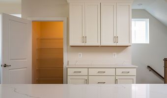 43011 Debonair Ter, Ashburn, VA 20148